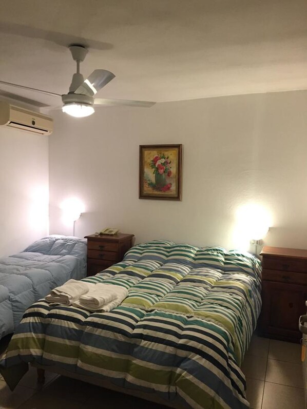 Standard Triple Room | Blackout curtains, free cots/infant beds, free WiFi, bed sheets