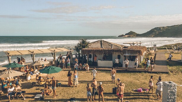 Beach nearby - Selina Floripa (Florianópolis)