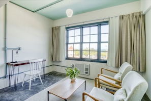 Deluxe Room | 1 bedroom, free WiFi, bed sheets