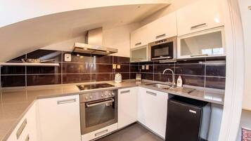 Microwave, oven, toaster, blender