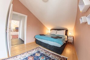 1 chambre, coffres-forts dans les chambres, fer et planche à repasser