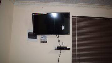 Standard Room | Television