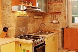 Fridge, microwave, stovetop, electric kettle