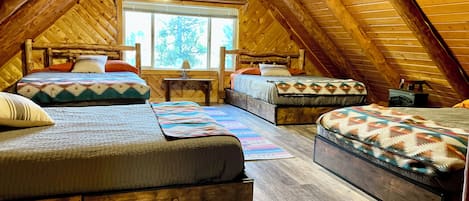 5 chambres, fer et planche à repasser, lit parapluie, Wi-Fi gratuit