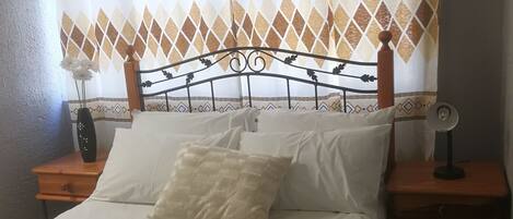 1 bedroom, laptop workspace, soundproofing, iron/ironing board