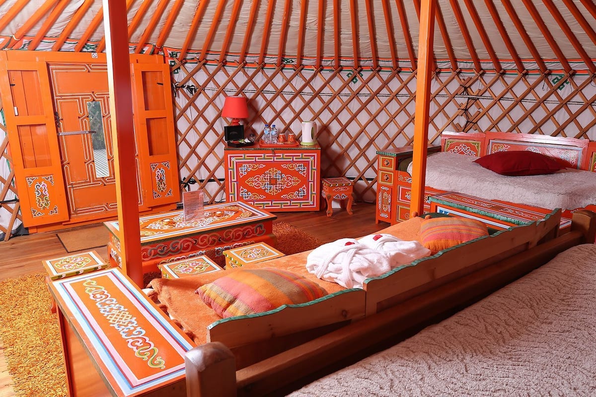 Kamar | 1 kamar tidur dan didekorasi berbeda-beda