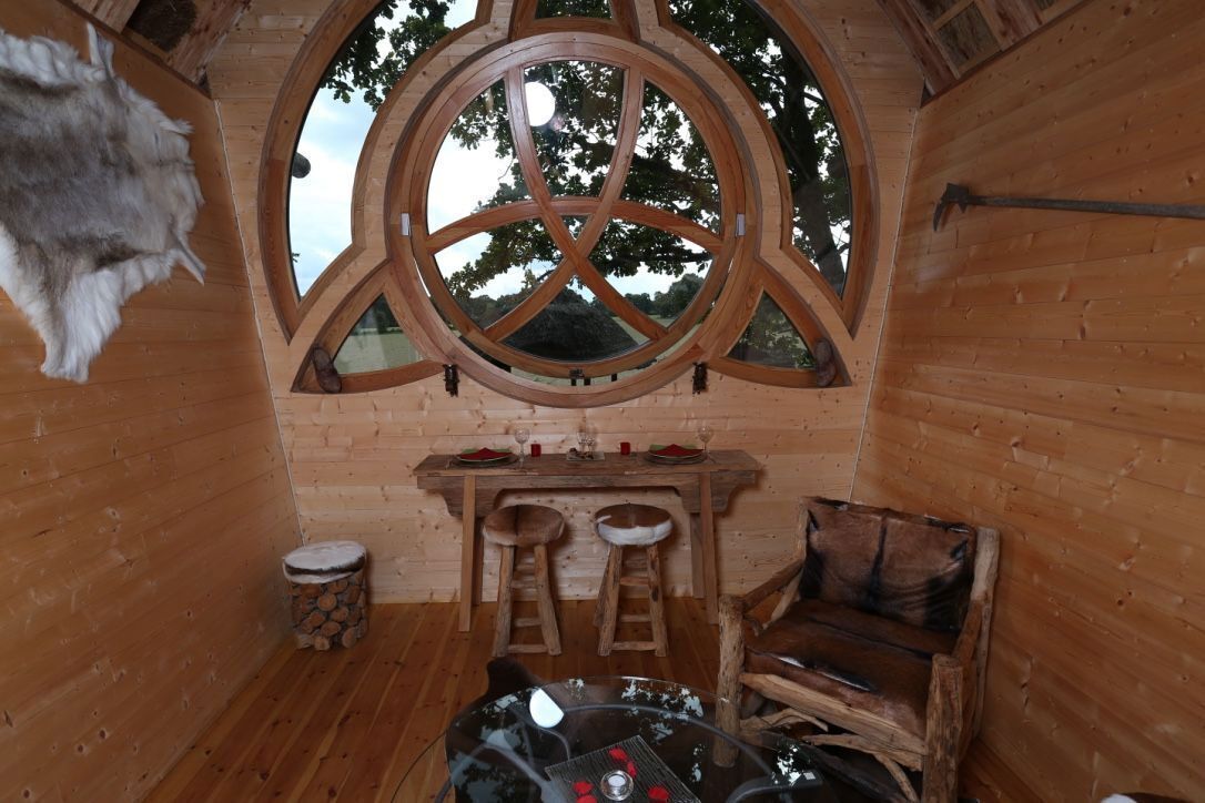 Room | Individually decorated, individually furnished, bed sheets