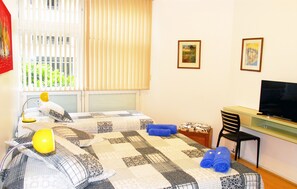 4 bedrooms, in-room safe, iron/ironing board, WiFi