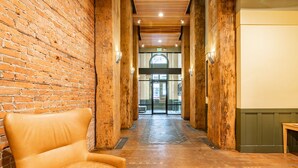 Unclassified image, 4 of 34, button - Modern Studio in the Heart of the City II (Seattle)