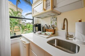 Fridge, microwave, coffee/tea maker, electric kettle
