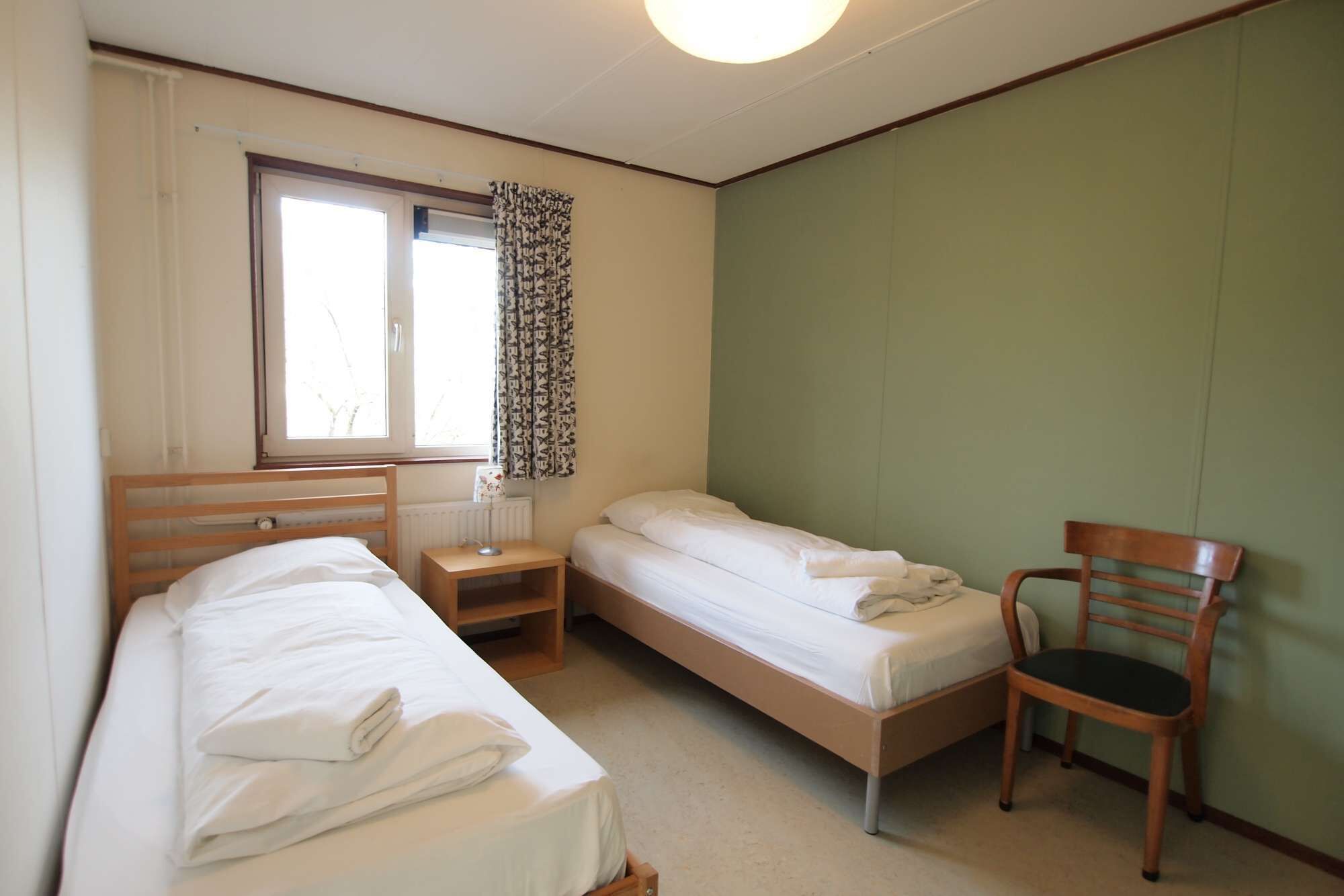 4 bedrooms, travel cot, WiFi, bed sheets