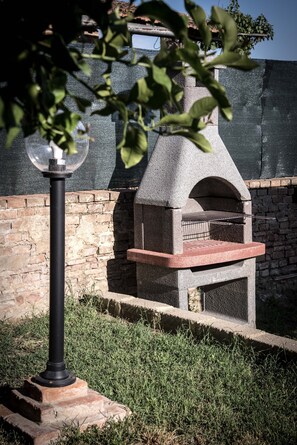 Property grounds - Casa Erika, relax in Tuscany   (Partino)