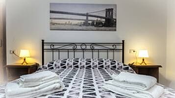 1 chambre, fer et planche Ă repasser, Wi-Fi, draps fournis