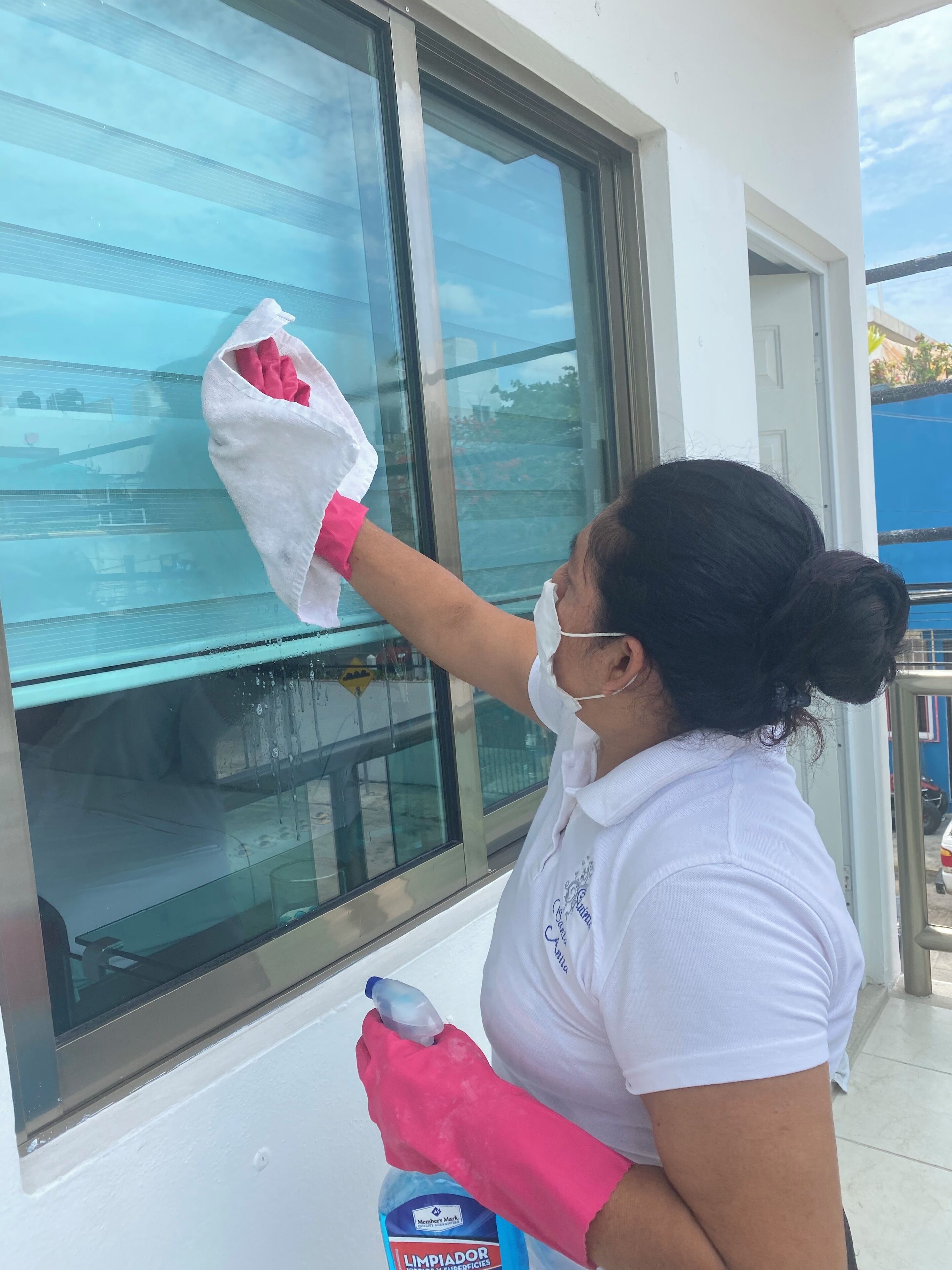 1 bedroom, down duvets, soundproofing, free wifi