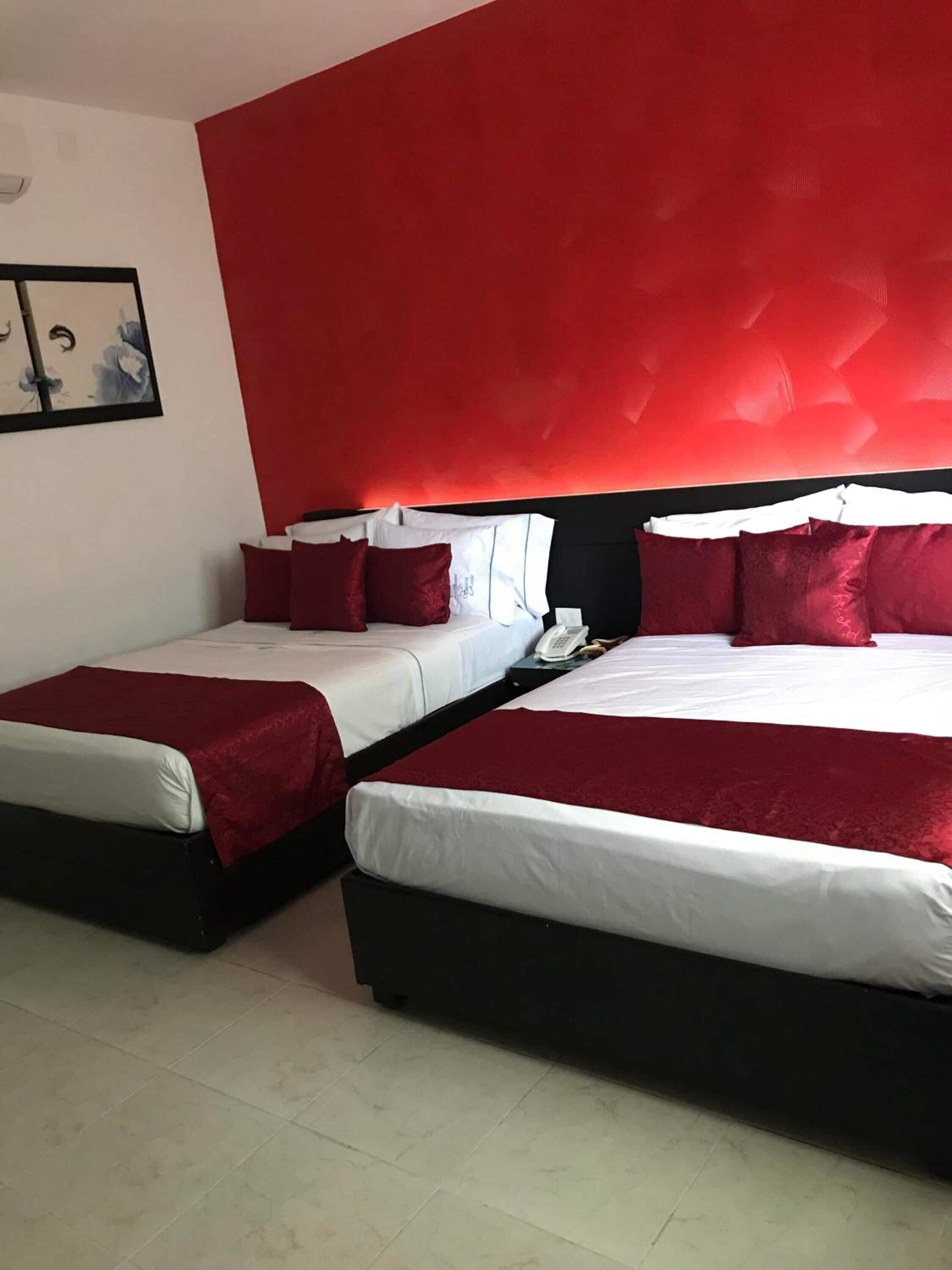 family room, 2 double beds | 1 bedroom, down duvets, soundproofing, free wifi