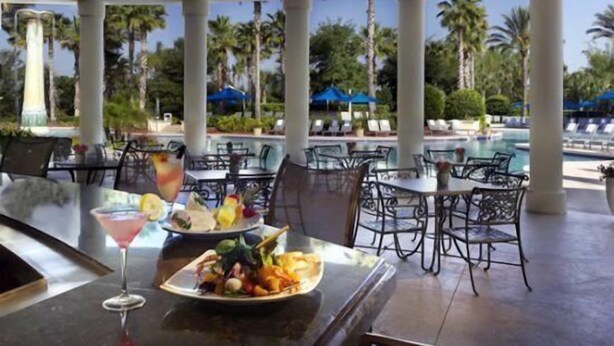 House | Poolside bar - 4BR Town Home In Champions Gate (Davenport)