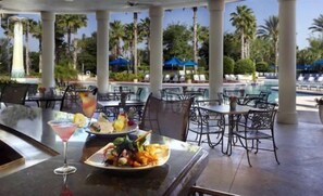 Casa | Bar accanto alla piscina