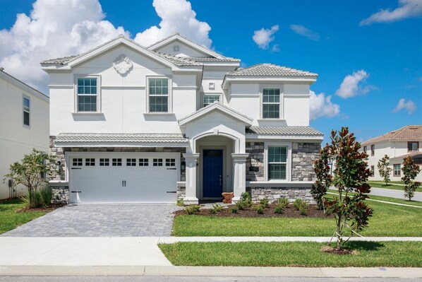 House | Front of property