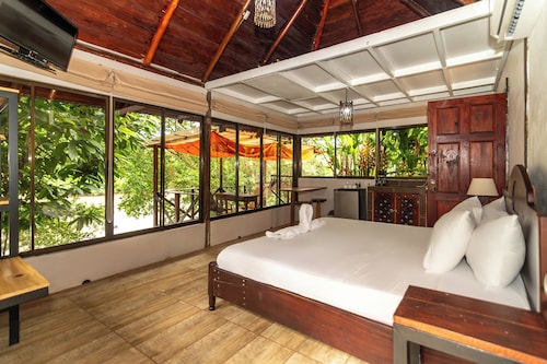 Boca Tapada Lodge