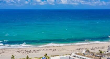 Tropical Reef of Palm Beach