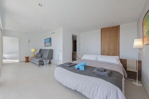 4 chambres, fer et planche Ă repasser, Wi-Fi gratuit, draps fournis