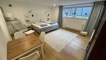 1 quarto, berço de viagem, Wi-Fi, roupa de cama