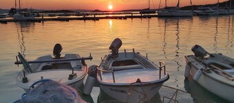 Vacation right by the sea in the quiet village of Drage