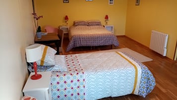 1 bedroom, iron/ironing board, free WiFi, bed sheets