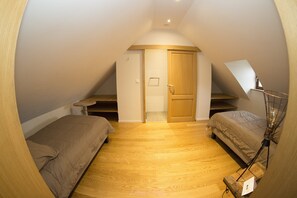 4 bedrooms, free WiFi