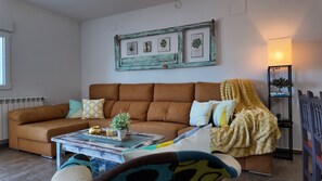 Smart TV, fireplace - CASA DO JOSÉ in the heart of the Ribeira Sacra (Panton)