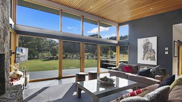 Chalet, 2 Bedrooms, Mountain View | View from room