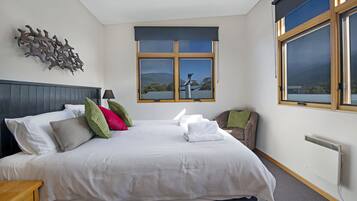 Chalet, 2 Bedrooms, Mountain View | 2 bedrooms, iron/ironing board, free WiFi, bed sheets