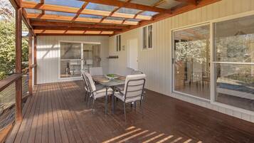 Family House, 3 Bedrooms, 2 Bathrooms (1 Queen, 1 Tri-Bunk, 2 Bunks) | Terrace/patio