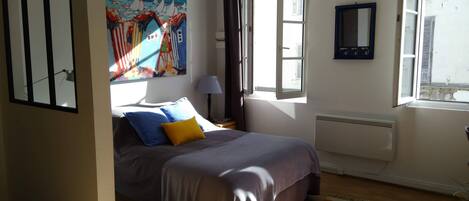 Bügeleisen/Bügelbrett, WLAN, Bettwäsche