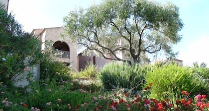 Residence familiale de standing calme vue panoramique sur golfe et montagne
