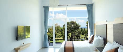 Family Room, Partial Ocean View | View from room