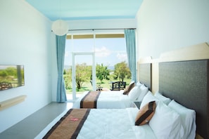 Family Room, Partial Ocean View | View from room