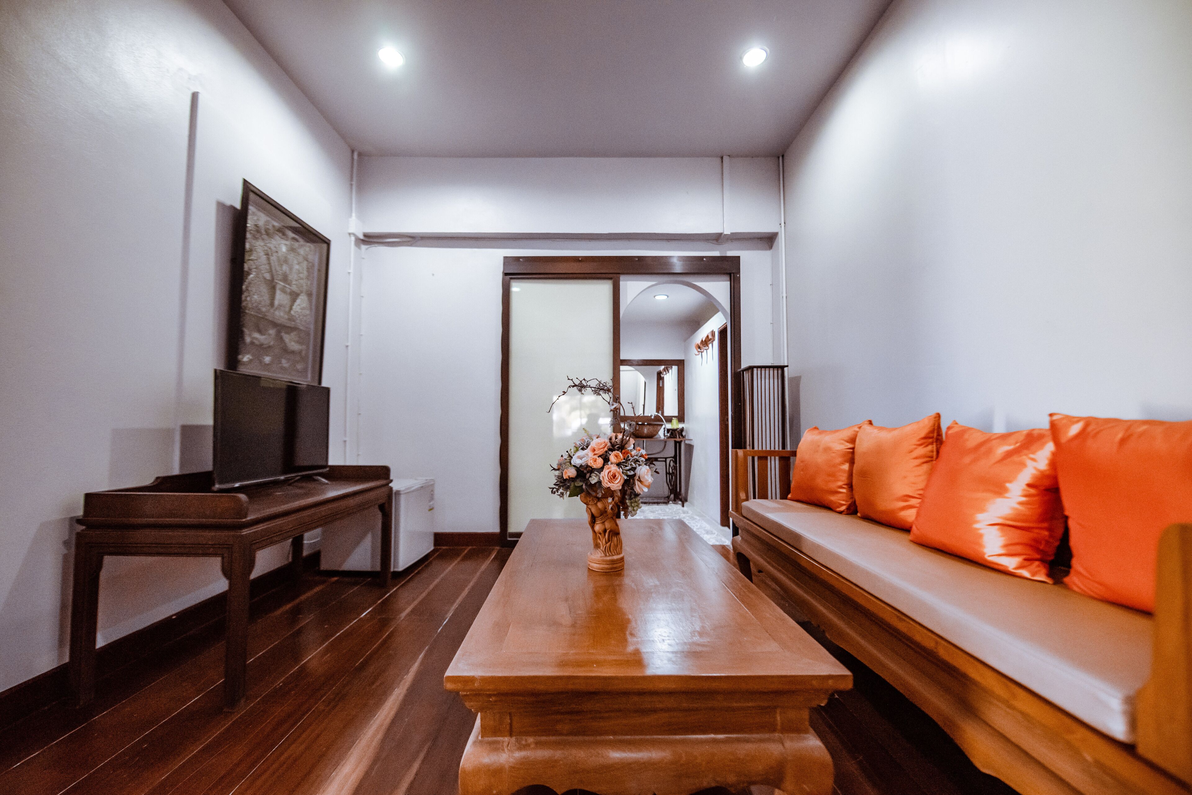 premier house | living room | 24-inch tv with cable channels