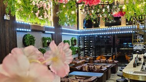 Breakfast, lunch and dinner served  - XQ Pattaya Hotel (Pattaya)