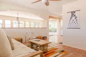 3 多间卧室、熨斗/熨衣板、免费 WiFi、床单