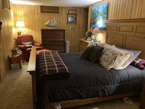 1 bedroom, desk, free WiFi, bed sheets