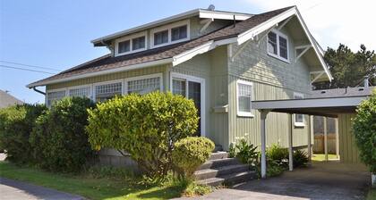 Close to Beach &; Town – Great family home, 1 block to beach, FREE WIFI as of 5/