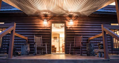 BEAR CREEK LODGE - Make Bear Creek Lodge Your first choice