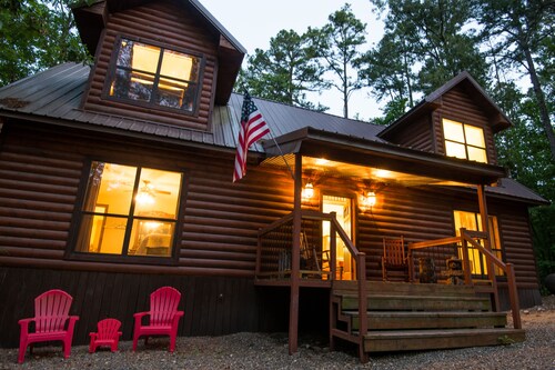 BEAR CREEK LODGE - Make Bear Creek Lodge: Your first choice