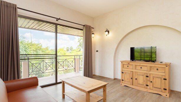 Suite | Living area