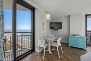 Interior - Deja View!  Updated King Suite w/ 2 Balconies-Wow! (Myrtle Beach)