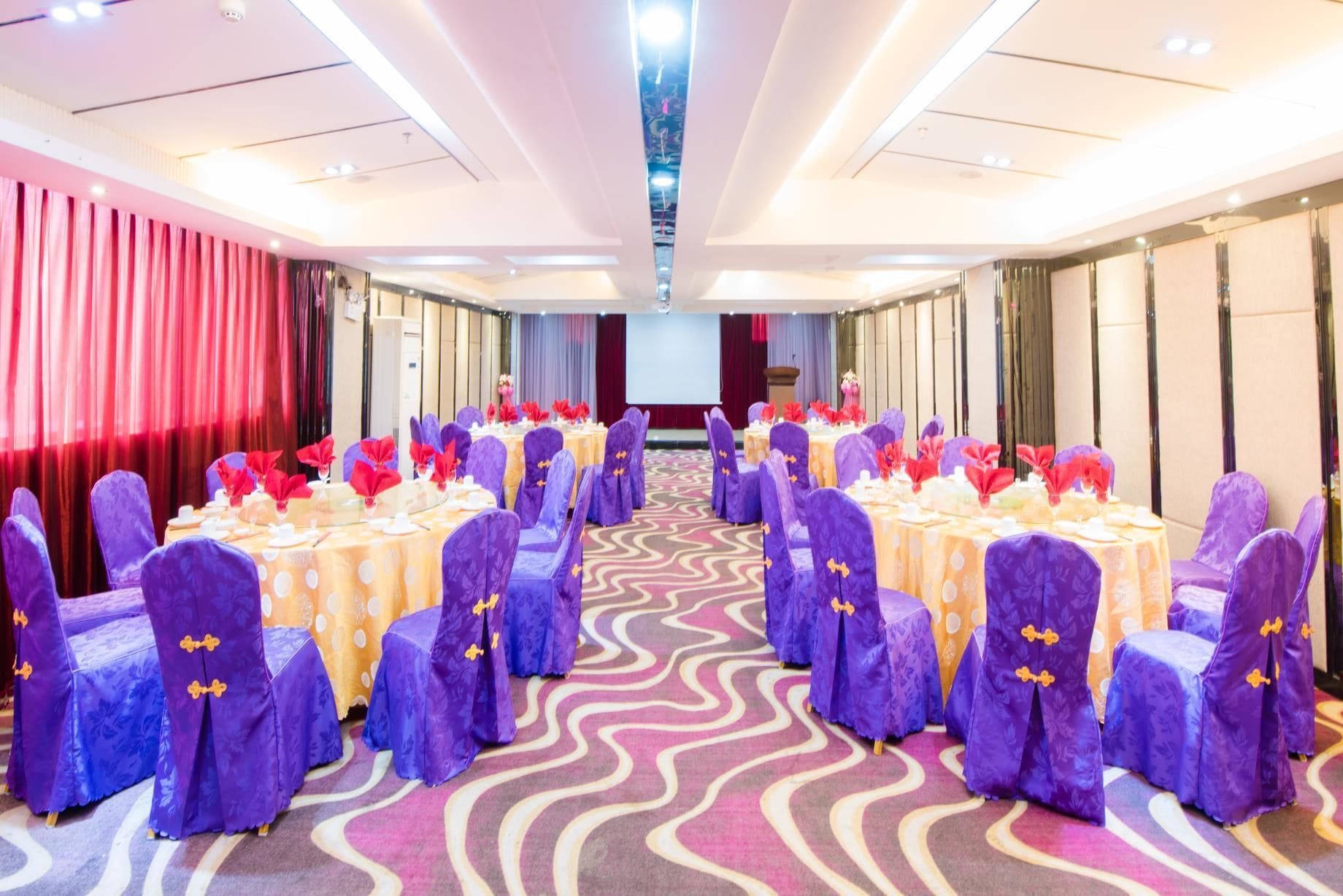Meeting facility