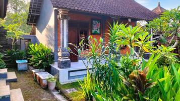 Habitación Deluxe doble, 1 cama doble | Vistas al jardín