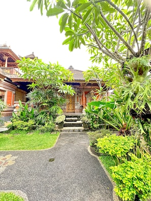 Habitación doble Deluxe, 1 cama matrimonial | Wifi gratis y ropa de cama