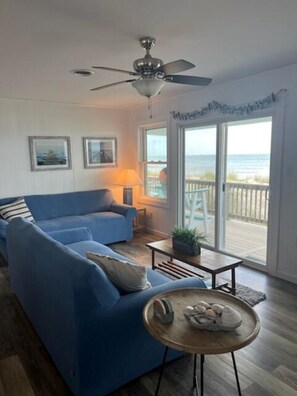 Smart TV, reproductor de DVD y libros 